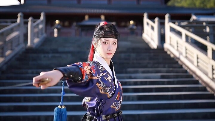 [Yuzi] [Sword Dance] - "I want to ride my sword to break through the sky" I hope my sword can pierce