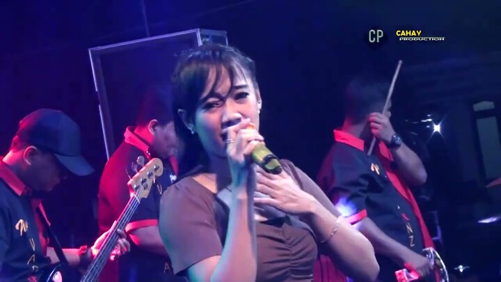 MEMEY  bersuara EMAS New VAGANZA DERITA TIADA AKHIR live Dombo Banjarsari Sayung Demak