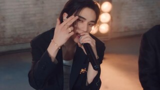 เวอร์ชันแสดงสดเพลงใหม่ Lose My Breath ของ Straykids