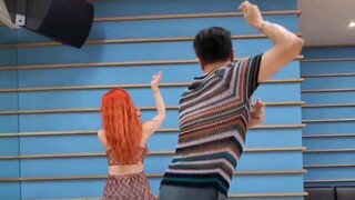 มีเพียง JYP เท่านั้นที่สามารถทำให้ AJ ดูเหมือนเป็นกำลังสำคัญได้