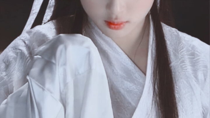 卧槽，这丑女和仙女竟然是同一个人演的？？？