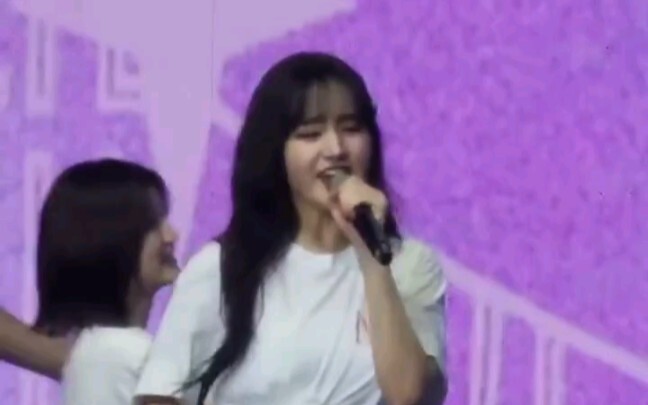 May quá, Liz đã giảm cân rồi!