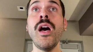 [Hell Inn] ممثل صوت فال يسخن صوته بالحديث البذيء (كما هو متوقع منك)