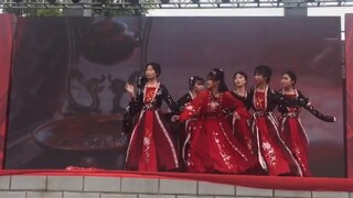 [Berenergi tinggi sepanjang] [囍] Pertunjukan seni kelas 4 Sekolah Menengah Weiyuan tahun 2022.