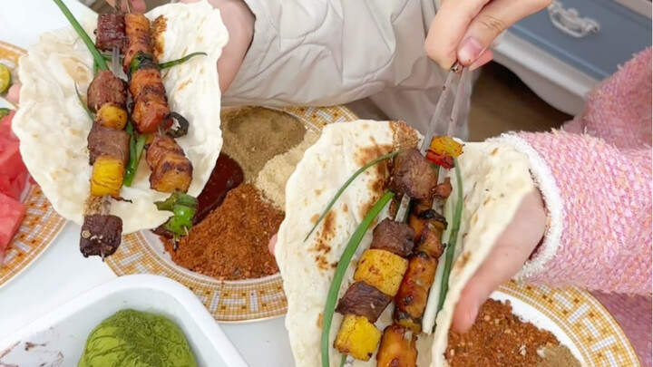 Không thể để em gái tôi chưa từng ăn món thịt nướng Truy Châu đang gây sốt!