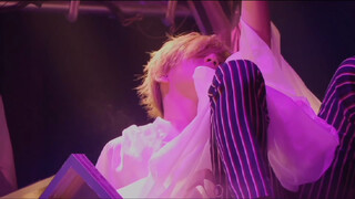 Aunt Xue was shocked by the eroticism of the stage
