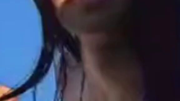 Nasa link ang buong video https://www.facebook.com/share/r/1GmnUqtqMZ/