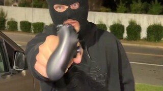 当抢劫犯拿走你的一切😭