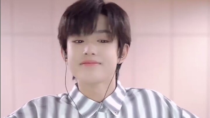 [TF Family] Zhang Ji Fan’s Reaction to a Fan Impersonation  Zhang Ji: No! That’s not me!