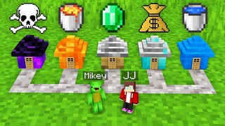 Mikey and JJ Choose Tiny House in Minecraft (Maizen)