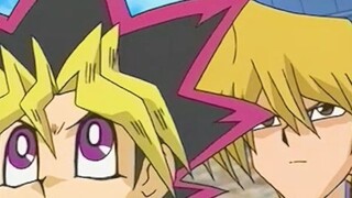 Yu-Gi-Oh!: Just a glance from the Valkyrie destroyed the president's Blue-Eyes White Dragon?