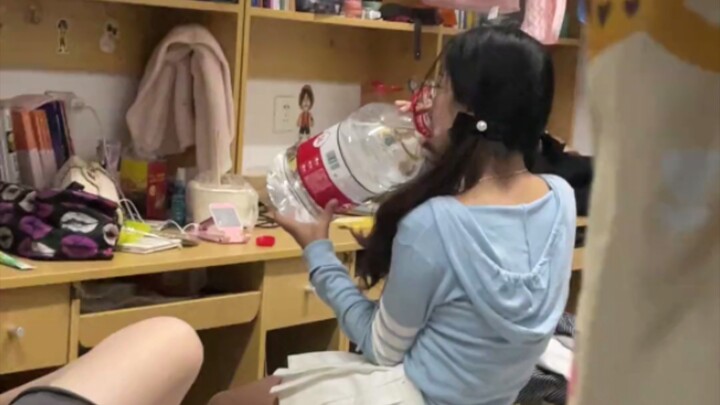 Hello everyone, this is my roommate.