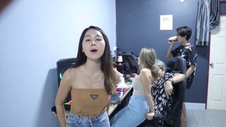 รวมตัวแกล้งพี่เต้ย