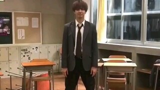 片寄凉太三年a班课间操