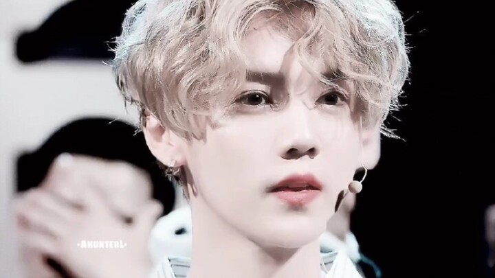 Nghe nói rất nhiều người đang tò mò về bộ ảnh này của Lộc Hàm?