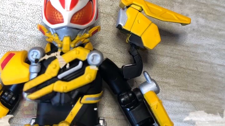 【Starry Moon Night】สิ่งที่ต้องมีในการกำจัดฝุ่น! Kamen Rider Ji Fox ที่ดัดแปลงด้วยตนเองของ Bruko เป็น