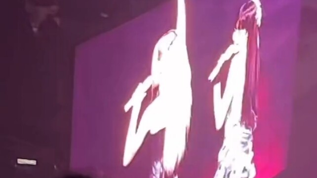 JENNIE checks her in-ear monitor, and the members sing "YOU&ME" for her at DAY 1 of the world tour i