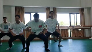 福州一中舞蹈选修课期末作业（黑帮摇）