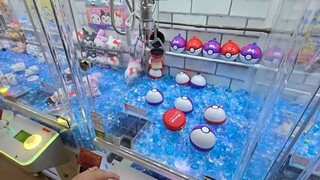 I Learned the Claw Machine Trick to Win Over and OVER again!