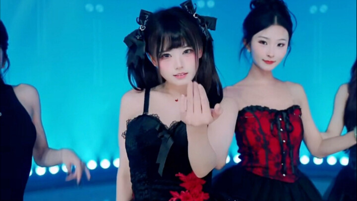 Gaming streamer dares to join a group livestream for weight loss—can Fire Sister shed pounds in just