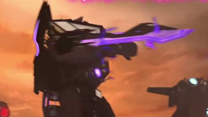 The Titan TV Man You Think He Is vs. the Titan TV Man He Is Actually (Remake)