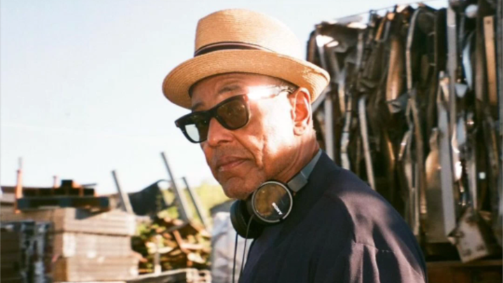 แบ่งปันข่าวล่าสุดของ Better Call Saul - Uncle Friedman ฉลองวันเกิดปีที่ 66 ของเขา 🎂 และ Lalo กลับมาท