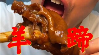 Trải nghiệm khi có một người bạn cùng phòng thích nấu ăn là như thế nào nhỉ