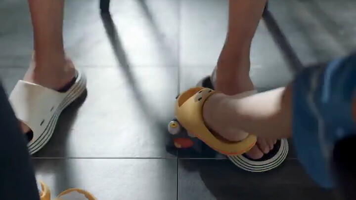 “Mẹ bạn đang buồn, mình giúp bà ấy xả stress tí”, cách xả stress thật độc lạ!