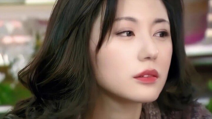 Đây mới là mẫu hình trong cộng đồng hủ nữ! Vừa A lại vừa dịu dàng, đâu phải cứ cắt tóc ngắn là thành