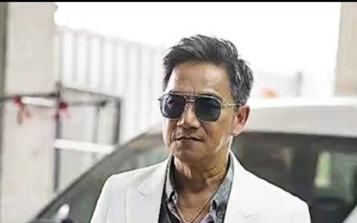 The drug lord of the Golden Triangle turns out to be an anti-drug police officer!