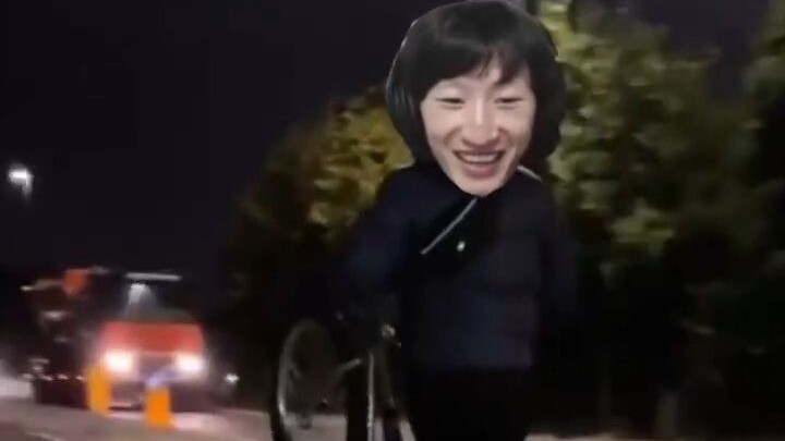 Đã tìm ra lý do điện côn phải ngồi xe lăn