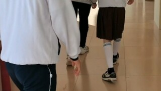 นี่เป็นครั้งสุดท้ายจริงๆ ที่ฉันจะใส่ชุดนี้ไปโรงเรียน...