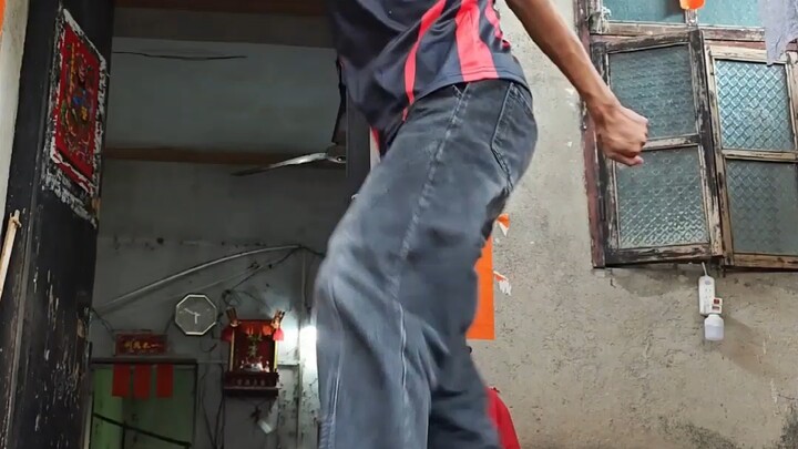 แฟกเกอร์จะเต้นท่าผีเสื้อด้วยเหรอ?