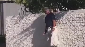 أخيرًا، رجل