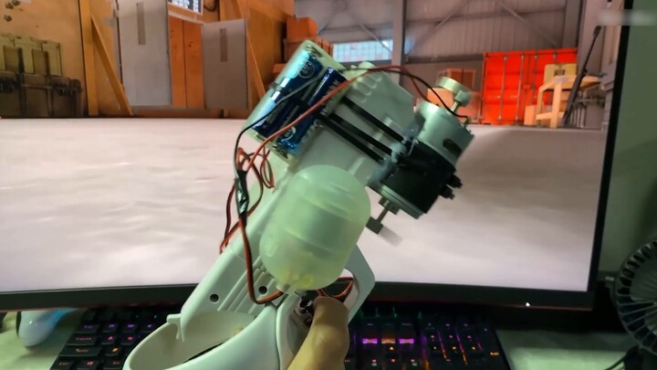 [Pavlov] Khẩu súng VR tự chế