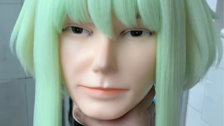 ليو فائق المرونة والطراوة!