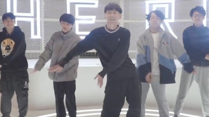 【南京Hero久竞】你xx穷哈哈 哈利波特骑着扫帚飞