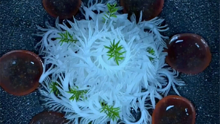 年夜饭第五道菜，凤尾白菜，清脆爽口太漂亮啦。