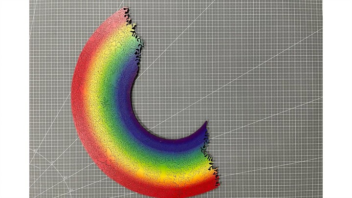 I want to verify whether this rainbow puzzle can really be infinitely pieced together