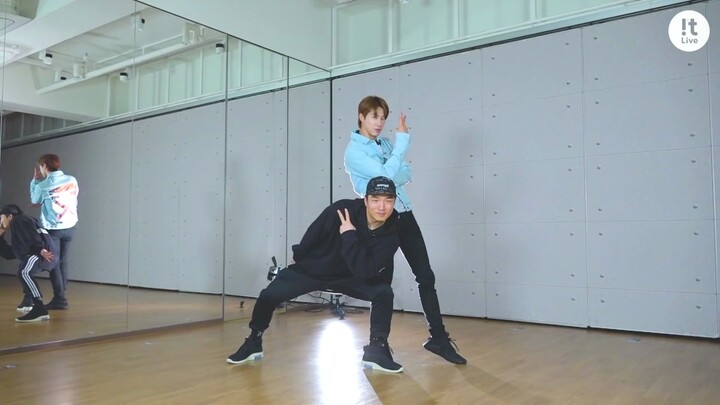 【คลาสสอนเต้นโดยจองยุนโฮ】หุ่นและท่วงท่าสุดปัง ดูแล้วจะยังกินข้าวต่อไหวไหม? (ฉันคง...