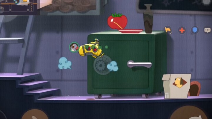 How to pretend to be a master at playing cat and mouse?
