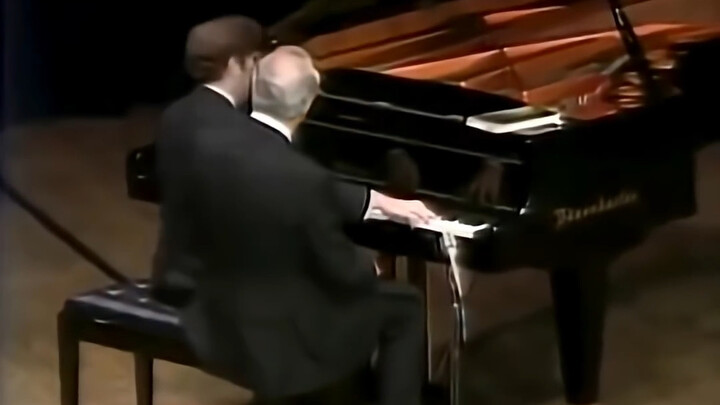 为什么我不喜欢四手联弹？？！