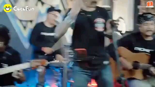 udud membunuhmu bukan membunuhku