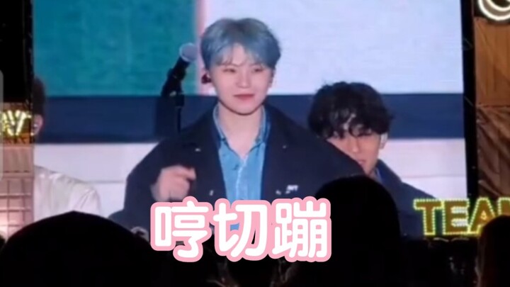 [Lee Ji-hoon] Lee Ji-hoon, who doesn’t suit his own songs, dances to Cosmic Girls’ “Chocome”
