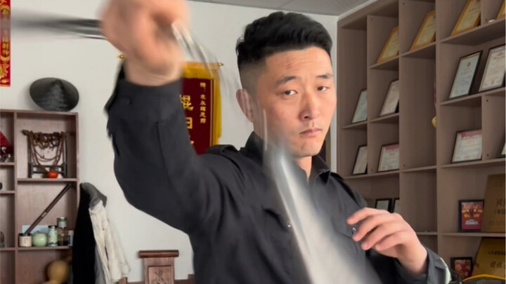 男人不用太帅，像个爷们就行