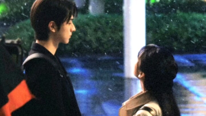 “สิ่งที่ฉันเฝ้ารอไม่ใช่หิมะ แต่คือฤดูหนาวที่มีเธออยู่ด้วย”【เสิ่นเยว่Xหลินอี้】