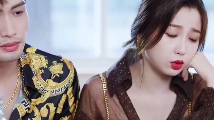 A decoy couple undercover to investigate wildlife trafficking never expected such an unexpected endi