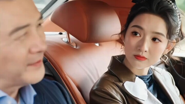 I’m dying laughing! The rich are pulling all the moves—splashing cash around and ditching their own 