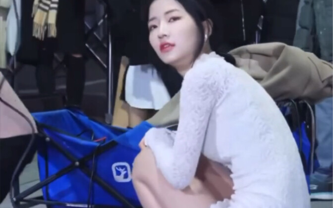 màu đỏ