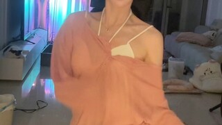 不看小猪，看甜妹！